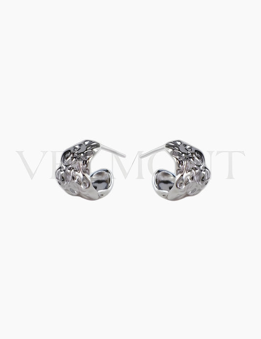 Boucles d’Oreilles Élégance Sculptée en Argent